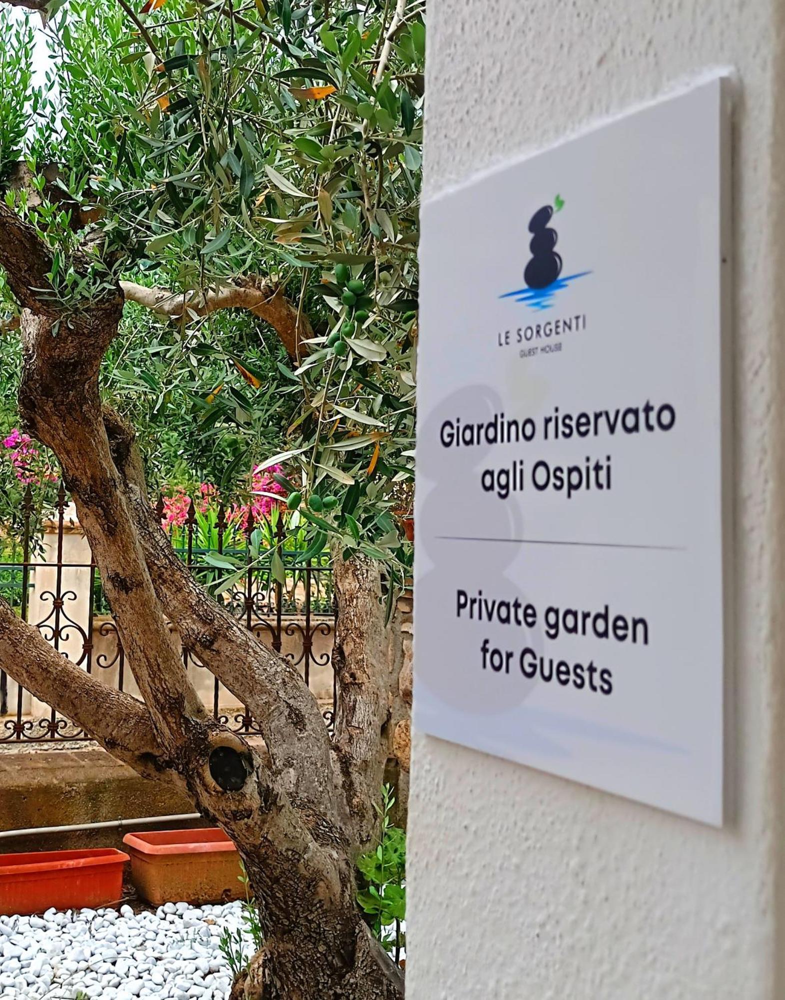 Le Sorgenti Guest House Ilbono Exterior photo